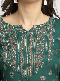 Thumbnail for Rudra Bazaar Green Printed Yoke Designed Straight Kurta with Maroon Pyjamas - Distacart