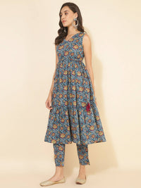 Thumbnail for Janasya Women's Blue Cotton Floral Printed Casual Flared Kurta Set - Distacart