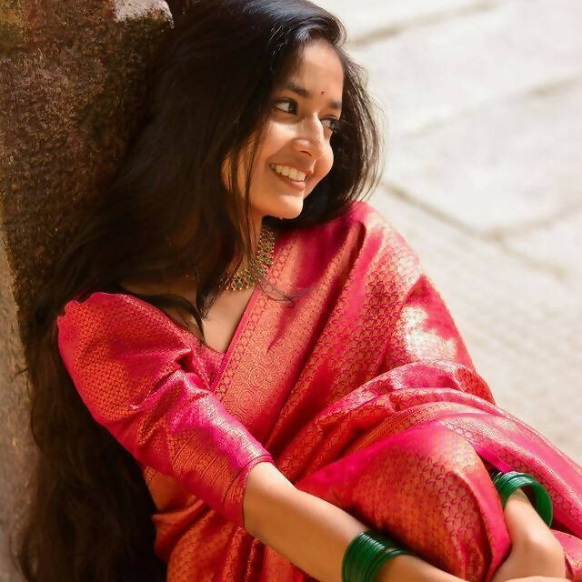 DEIANA'S Beautiful Golden Jari with New Design Soft Lichi Silk Saree - Red - Distacart