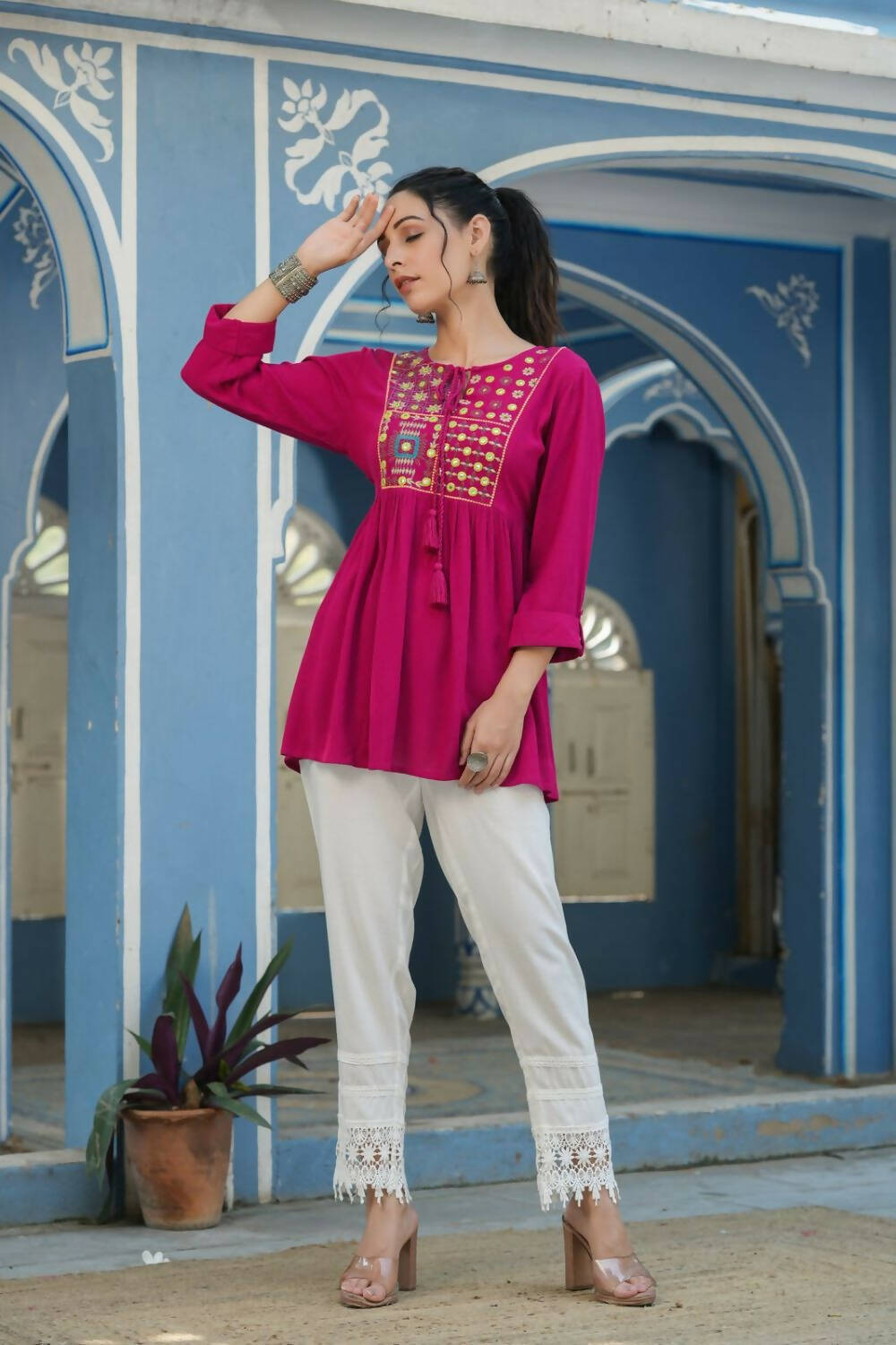 Juniper Women's Fuchsia Rayon Crepe Embroidered Straight Tunic - Distacart