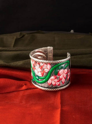 Mominos Fashion Johar Kamal Hand-painted brass kada/Bracelet