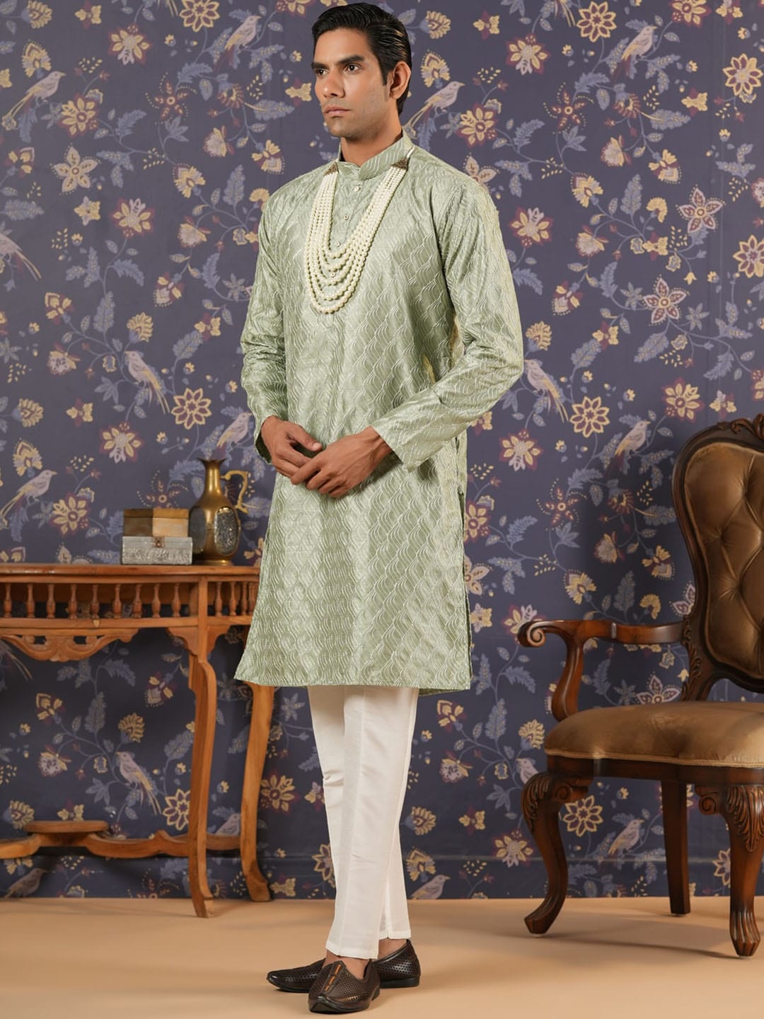 House of Pataudi Ethnic Motifs Embroidered Mandarin Collar Straight Kurta With Trouser - Distacart