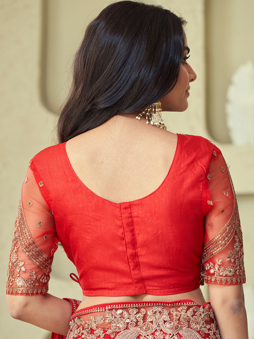 Mitera Striped Embroidered Saree - Distacart