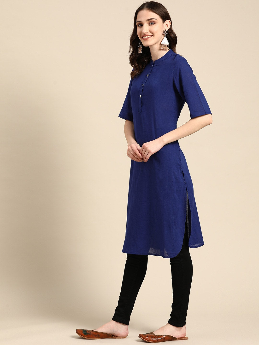 Sangria Women Solid Mandarin Collar Pure Cotton Indigo Kurta - Distacart