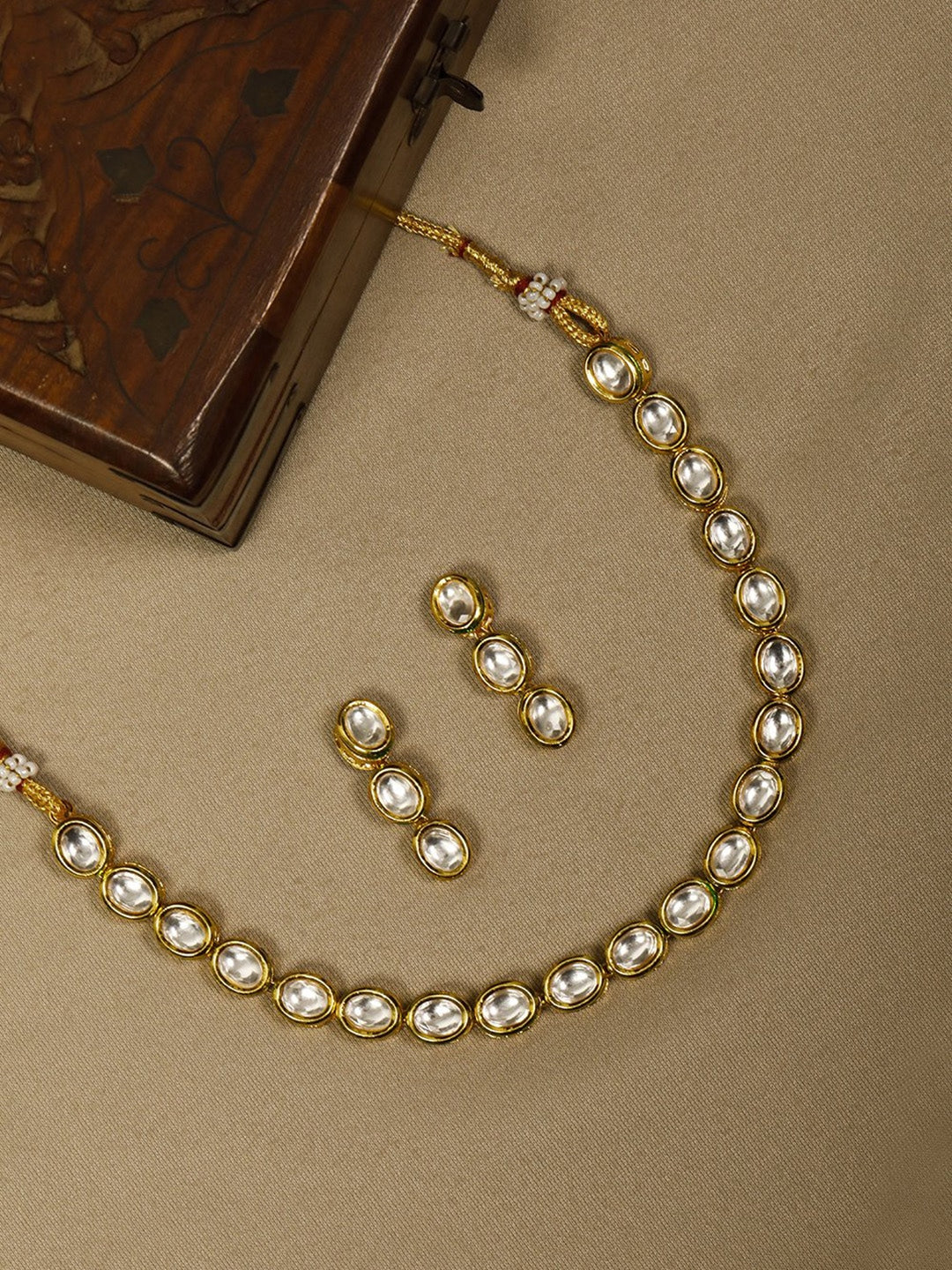 Gold-Plated Alloy Single Line Kundan Necklace Set - The Pari - Distacart