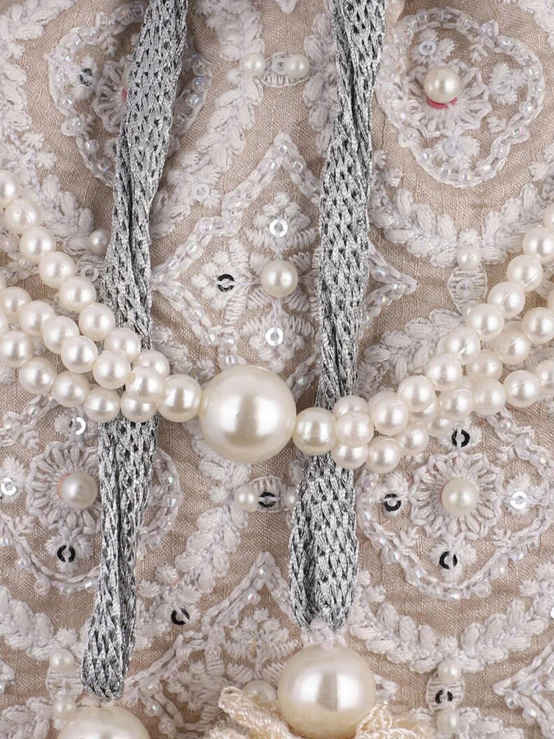 Masq Tan & White Embroidered Potli Clutch - Distacart