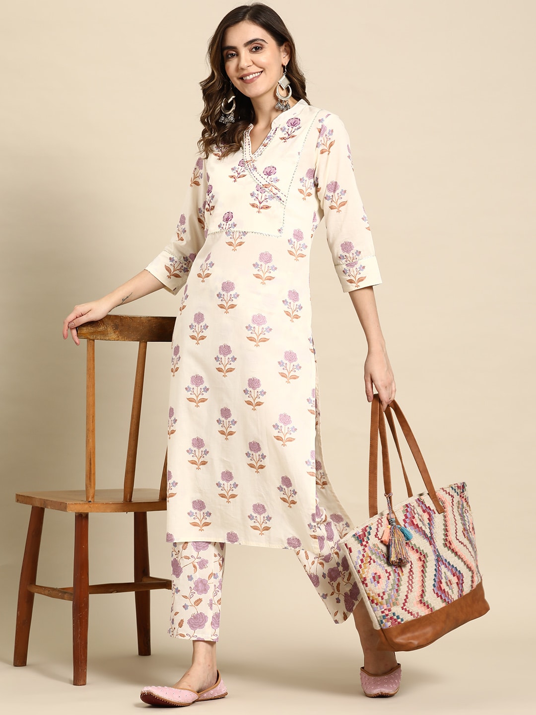 Sangria Women Floral Printed Regular Sequinned Pure Cotton Kurta with Trousers - Distacart