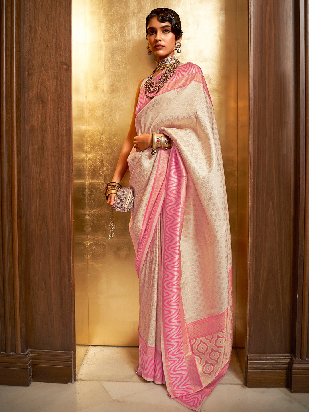 Mitera Cream-Coloured & Pink Paisley Silk Blend Banarasi Saree - Distacart