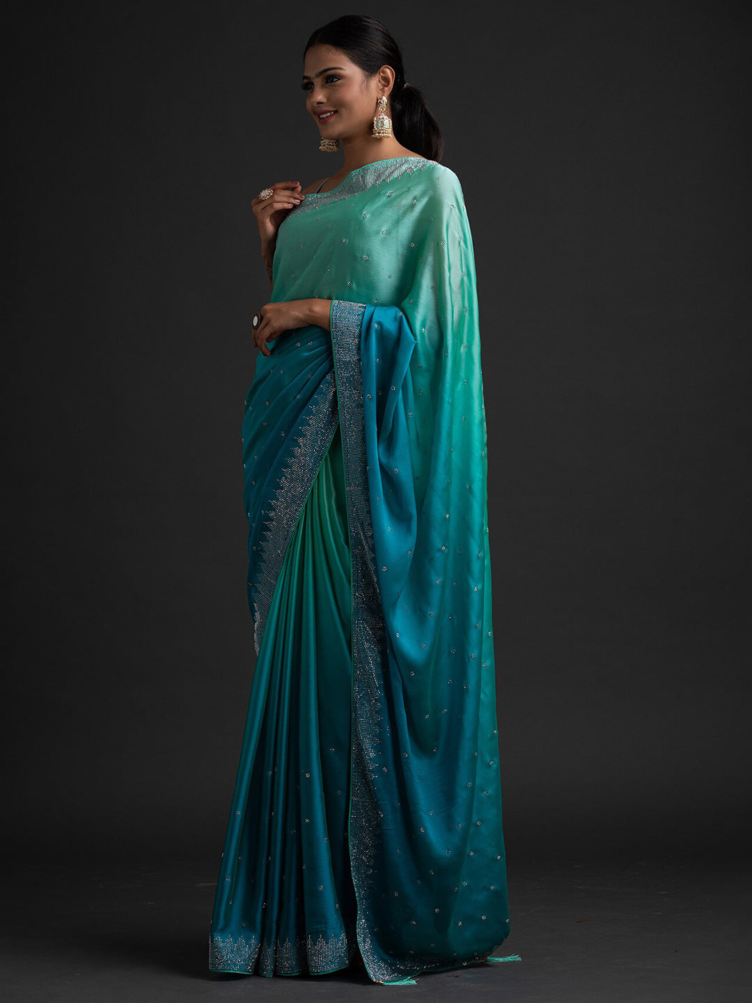 Koskii Women Blue Ombre Embroidered Saree - Distacart