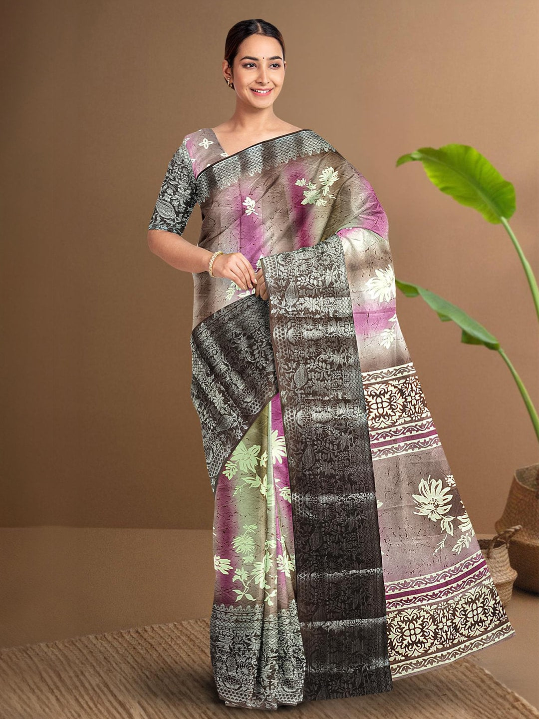 Kalamandir Floral Printed Saree - Distacart