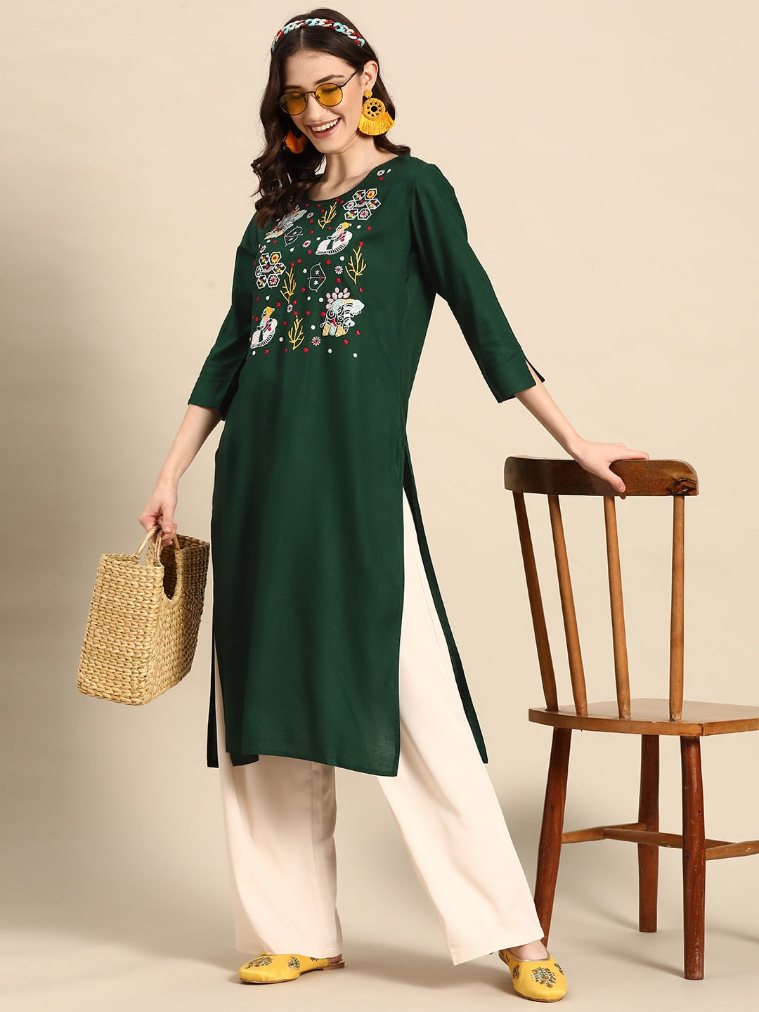 Sangria Ethnic Motif Embroidered Thread Work Thread Work Kurta - Distacart