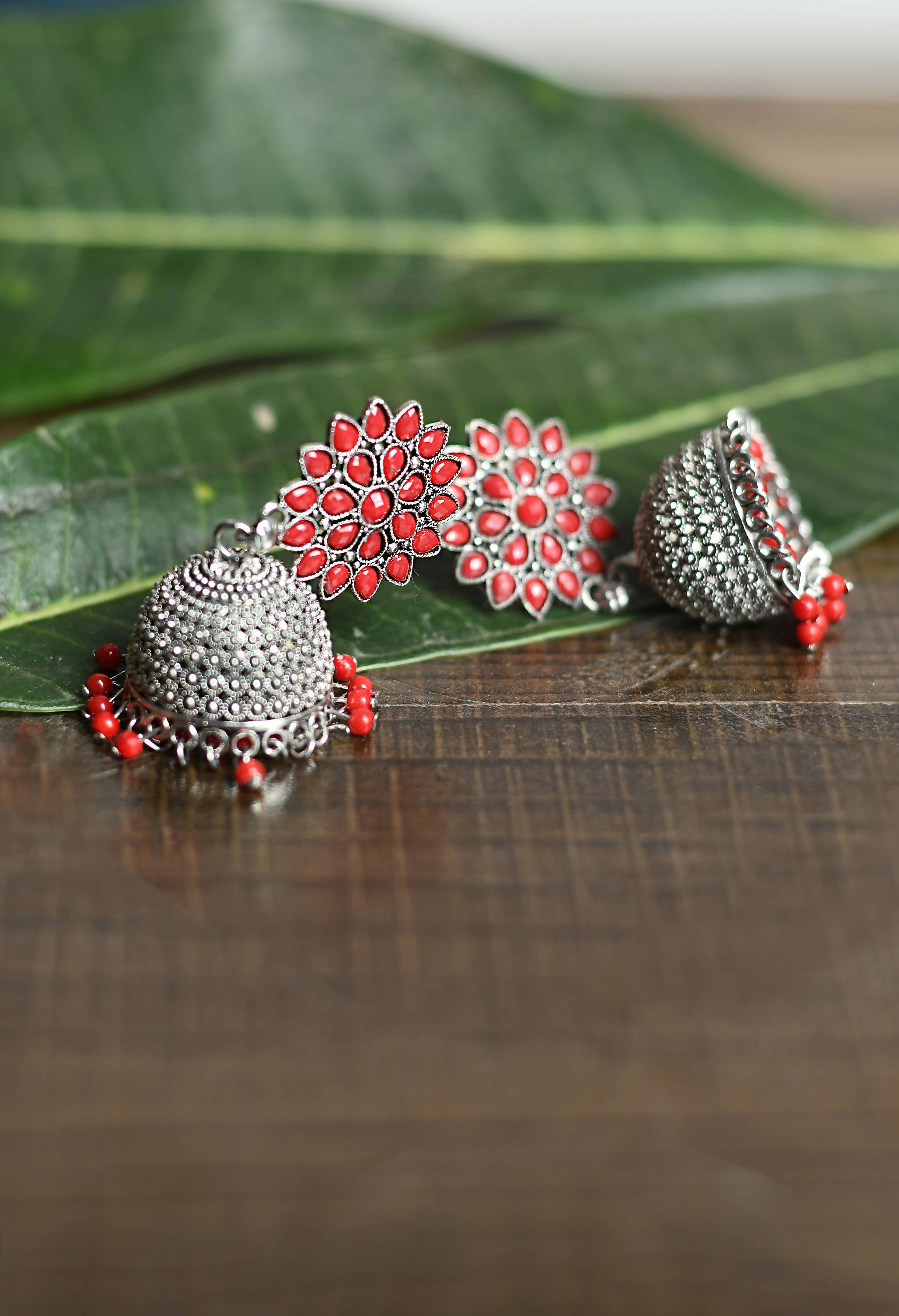 Mominos Fashion Johar Kamal Kundan Work Jhumka With Red Beads - Distacart