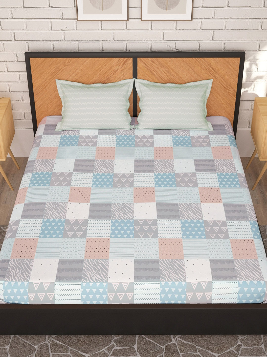 Story@home Arena Peach & White Geometric Microfiber 180TC Queen Bedsheet & 2 Pillow Covers - Distacart