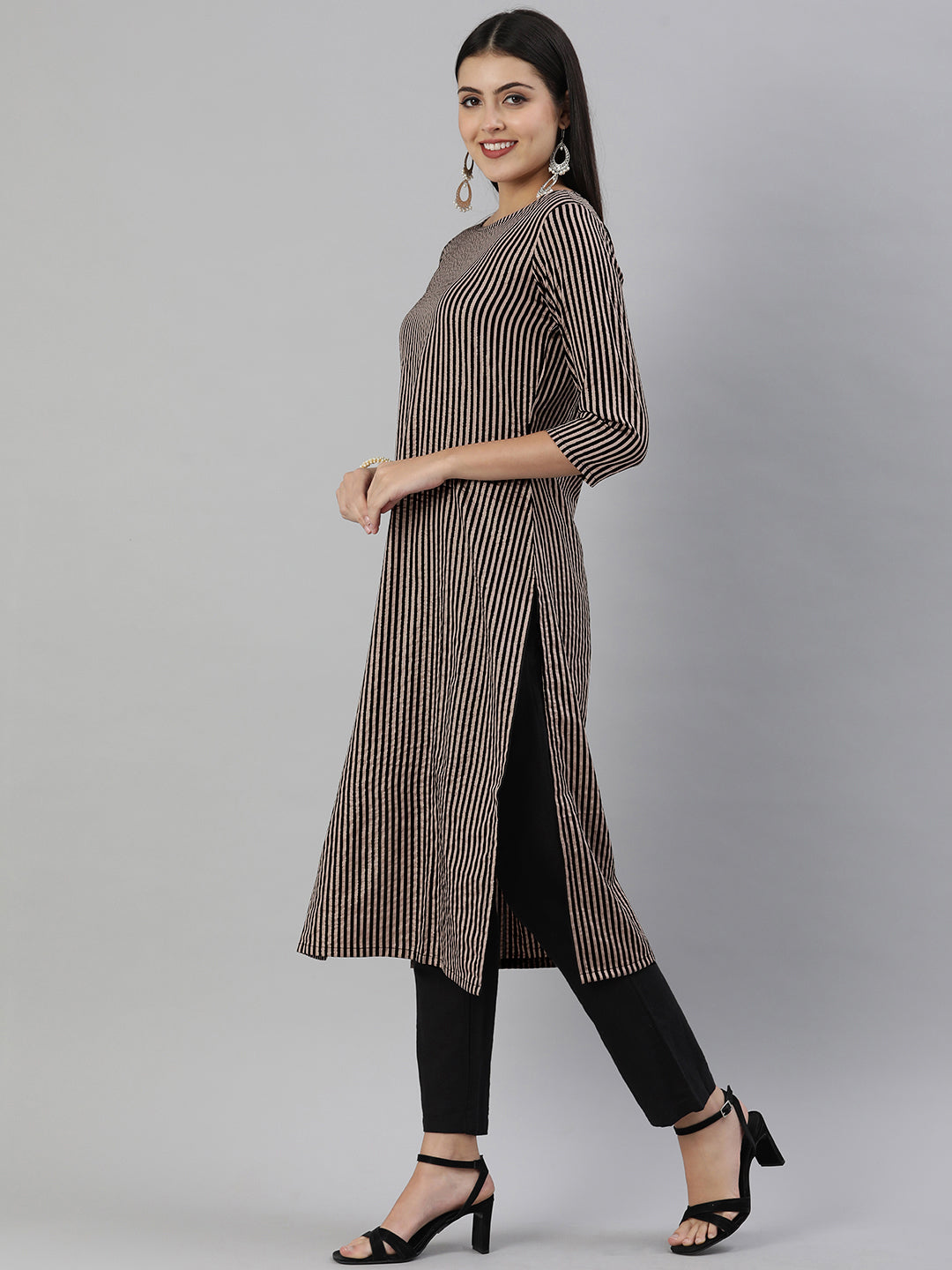 Kalini Women Beige & Black Striped Straight Kurta - Distacart