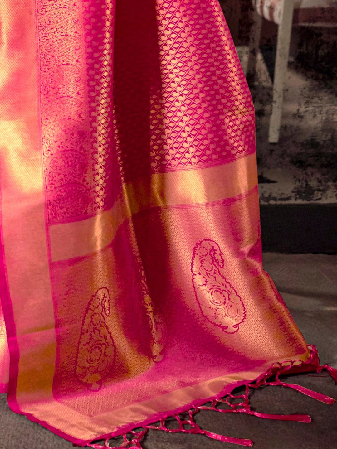 Mitera Pink & Golden Ethnic Motifs Zari Silk Blend Kanjeevaram Saree - Distacart