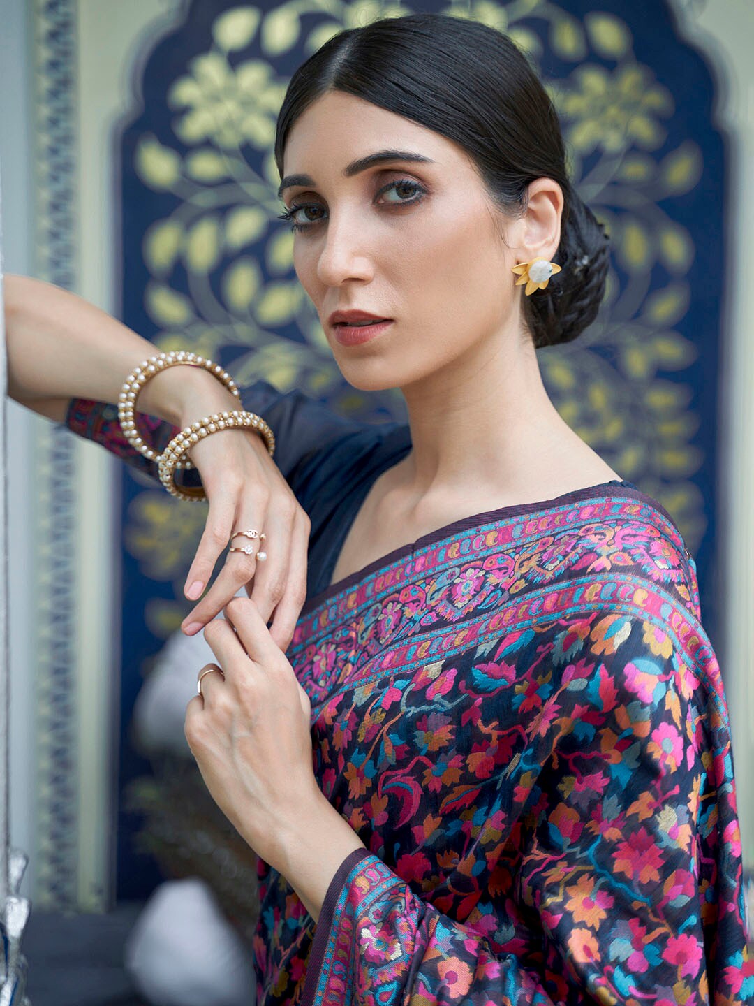 Mitera Navy Blue & Pink Floral Zari Silk Blend Banarasi Saree - Distacart