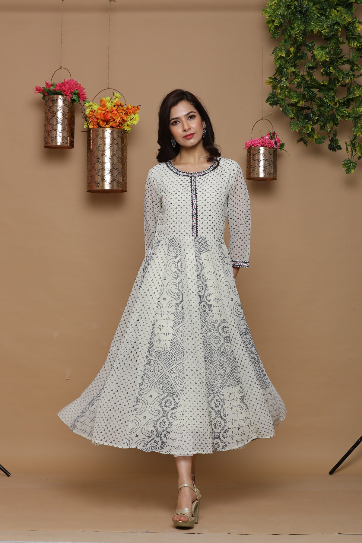 Juniper Womens Ivory Georgette Bandhani Print Kurta - Distacart