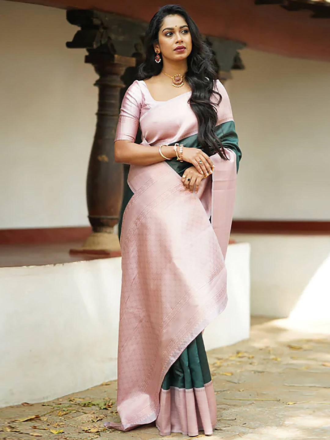 Kalini Zari Banarasi Saree - Distacart