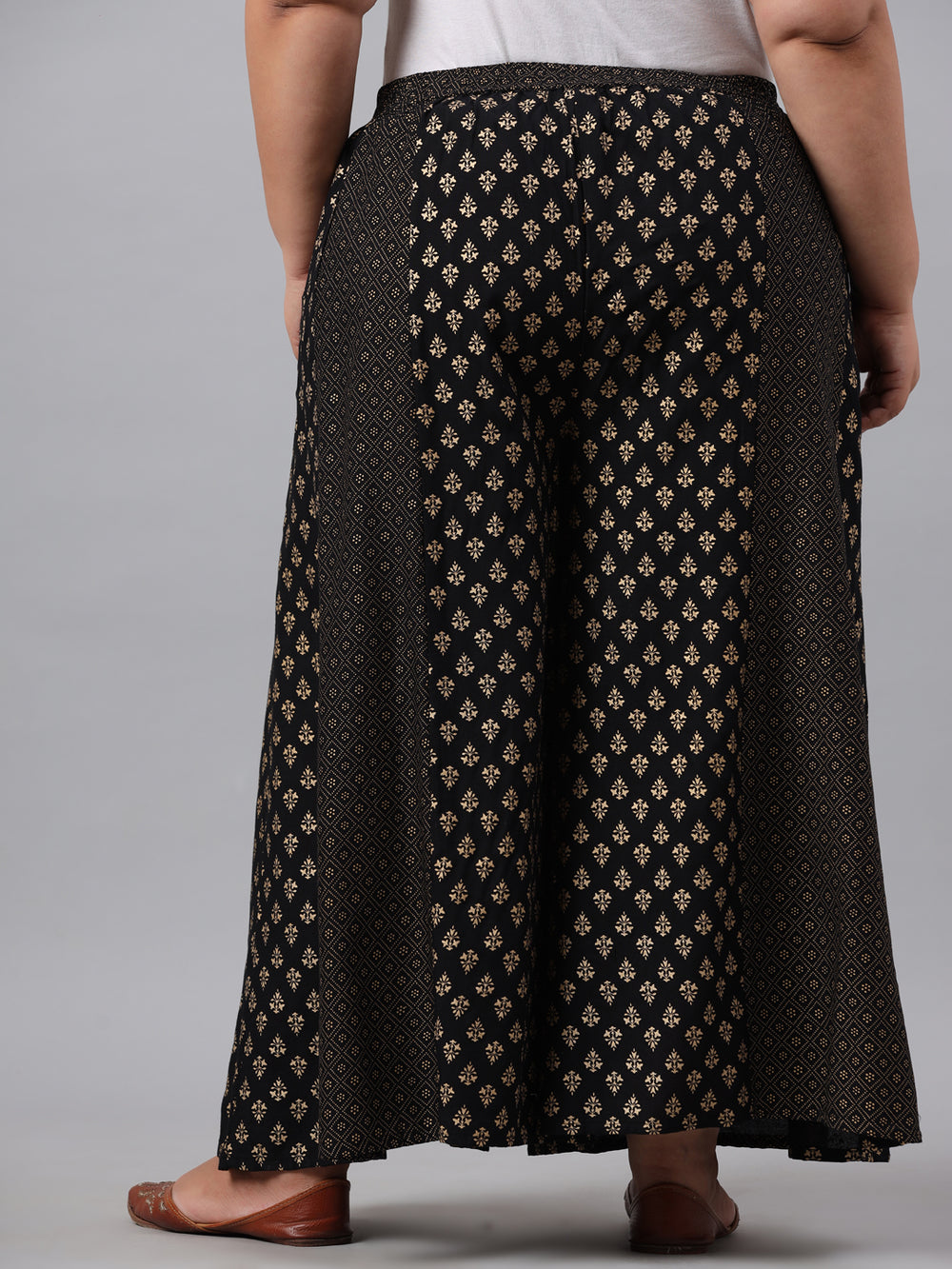 Juniper Women's Black Rayon Printed Flared Palazzo - Distacart