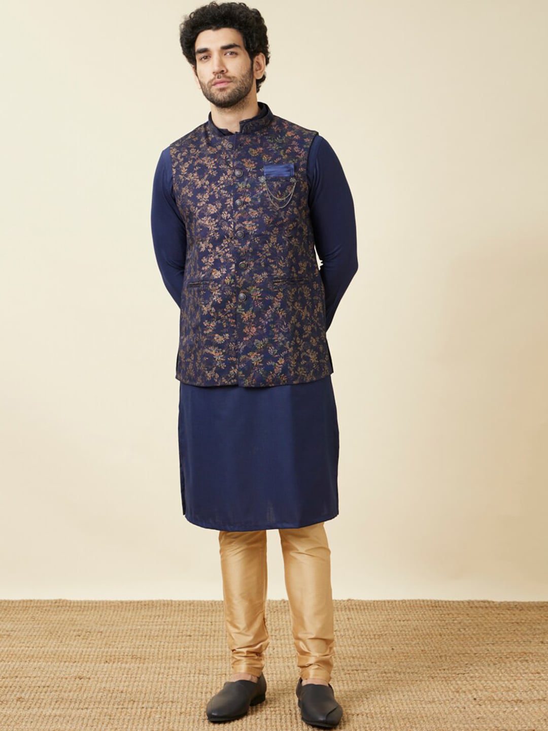 Manyavar Mandarin Collar Regular Kurta With Pyjamas & Nehru Jacket - Distacart