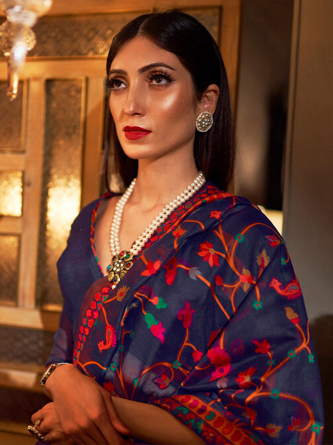 Mitera Navy Blue & Red Woven Design Silk Blend Banarasi Saree - Distacart