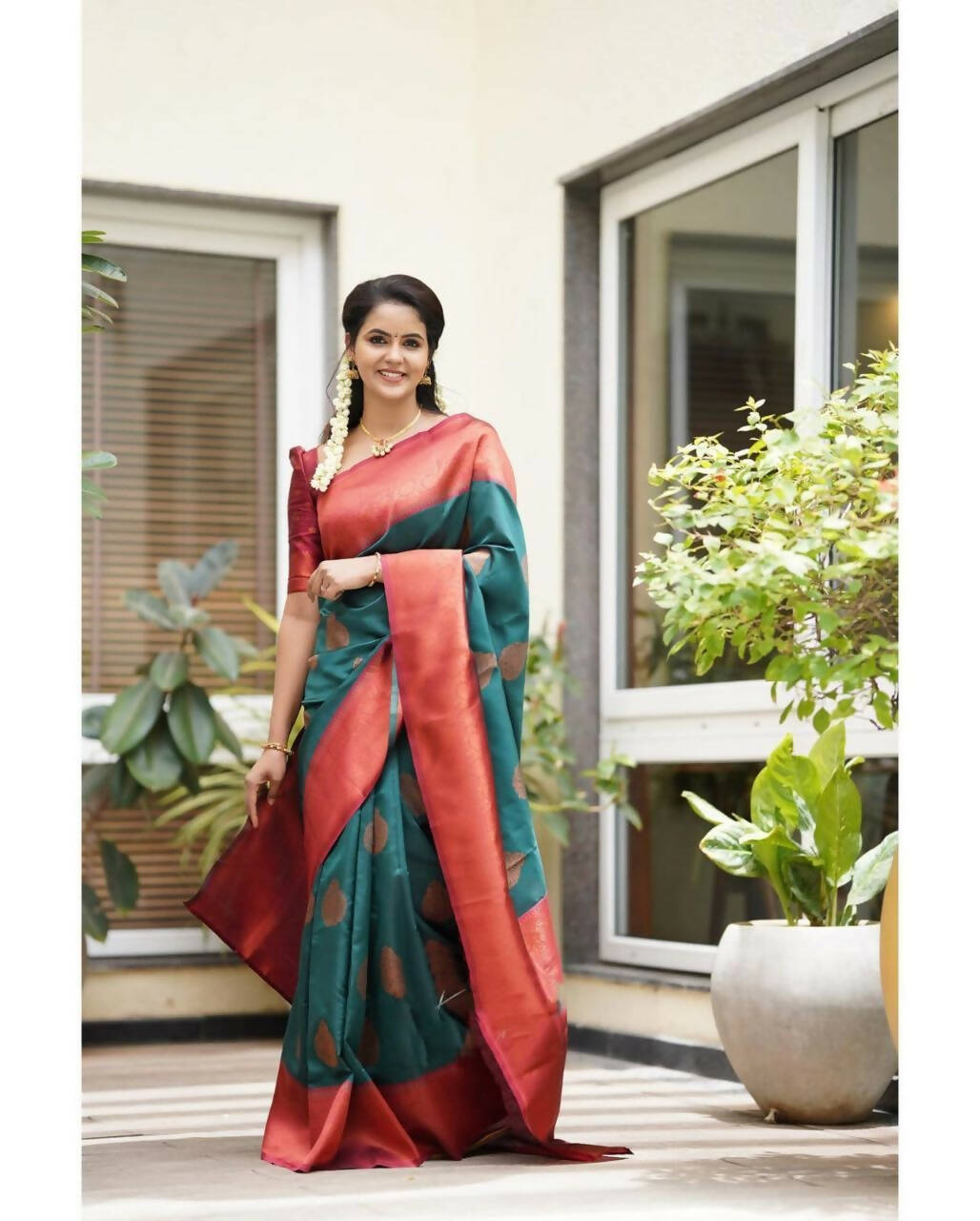 DEIANA'S Beautiful Golden Jari with New Design Soft Lichi Silk Saree - Rama - Distacart