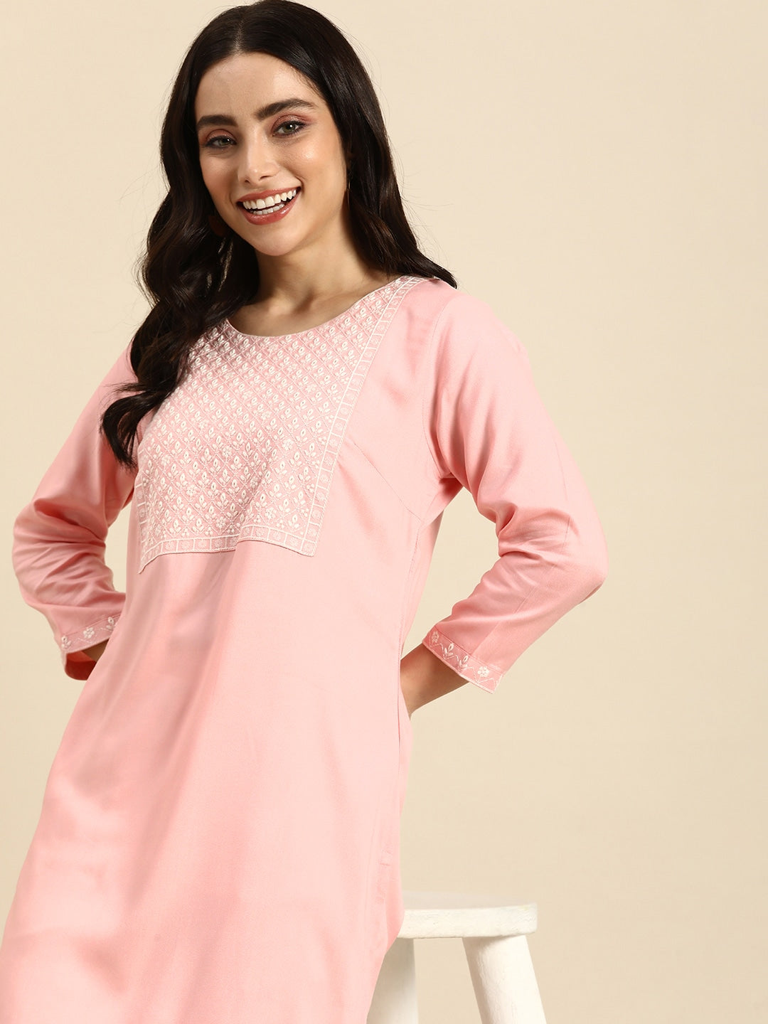 Sangria Women Floral Embroidered Kurta - Distacart