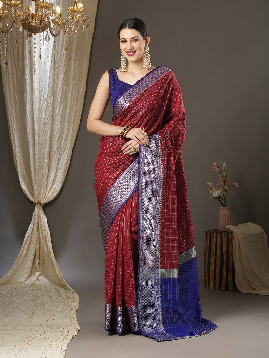 Saree Mall Checked Zari Festive Sarees - Distacart