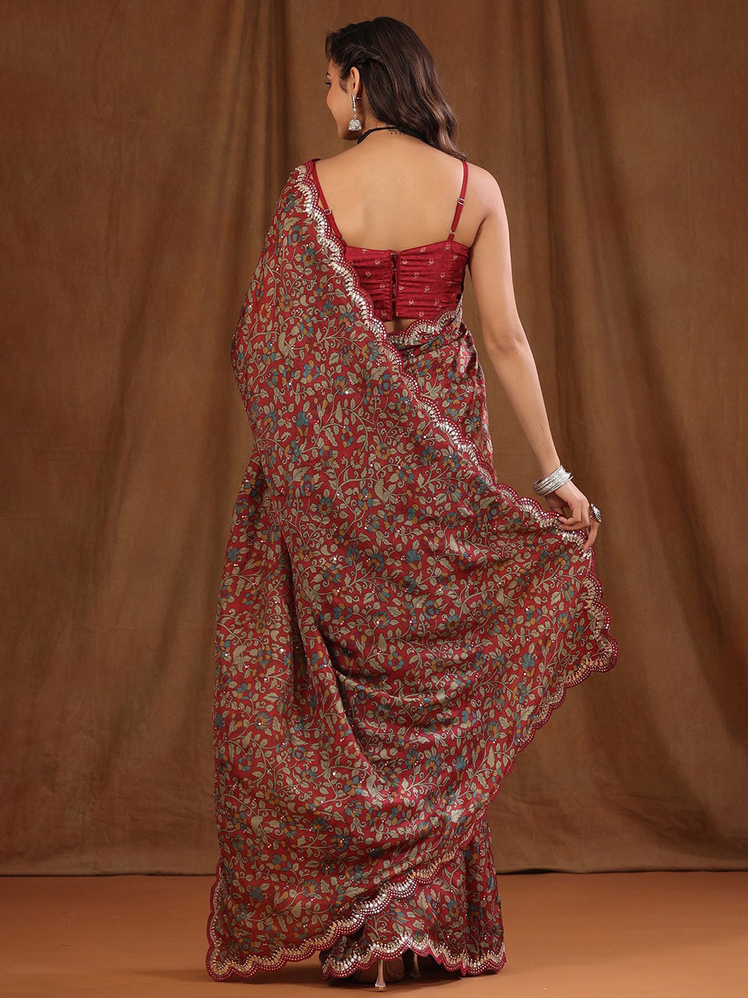 Sangria Maroon Floral Printed Beads And Stones Sarees - Distacart