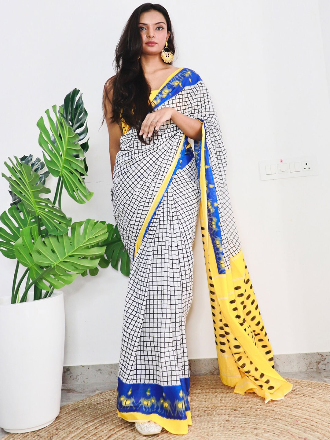 Saree Mall Checked Pure Cotton Bagh Sarees - Distacart