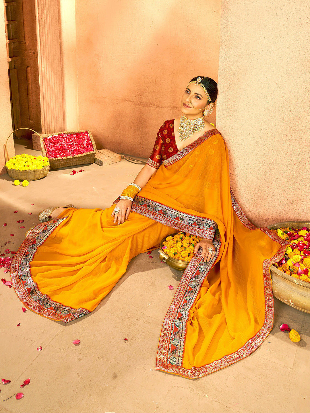 Mitera Pure Georgette Saree - Distacart