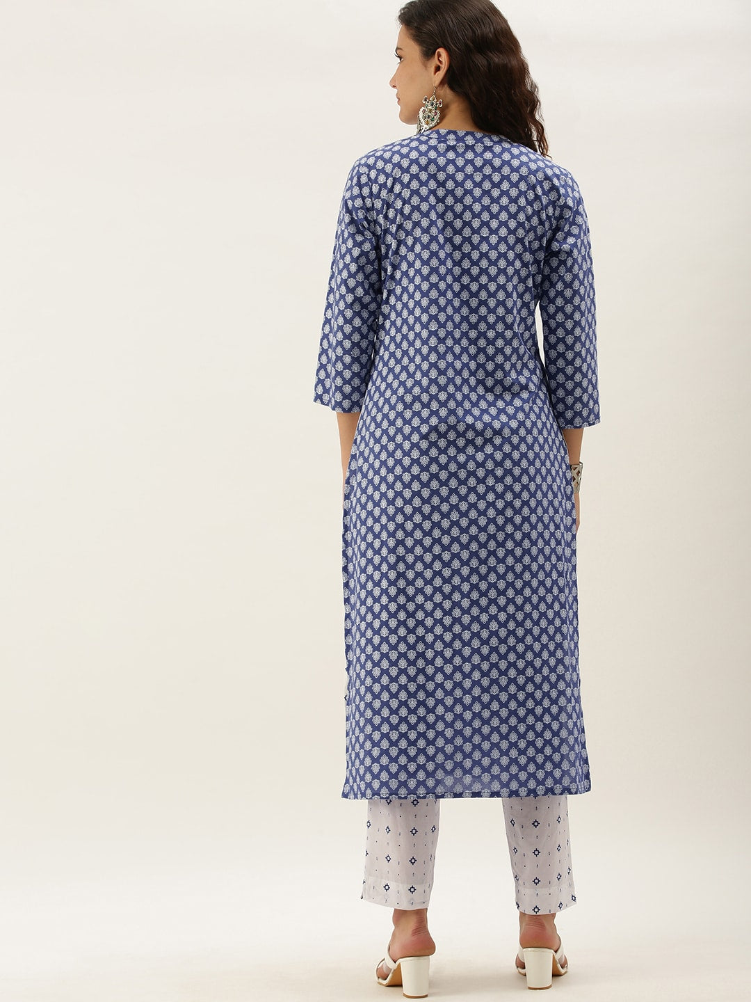 Sangria Women White Ethnic Motifs Printed Panelled Pure Cotton Kurta with Trousers - Distacart