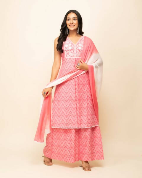 FIORRA Women's Peach Cotton Straight Kurta Palazzo Set With Dupatta - Distacart