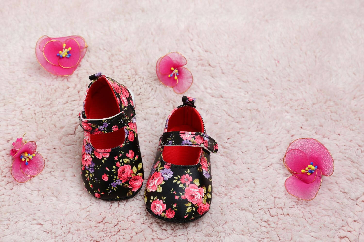 Tiny Bugs Girls Flowral Print Infants Booties - Black - Distacart