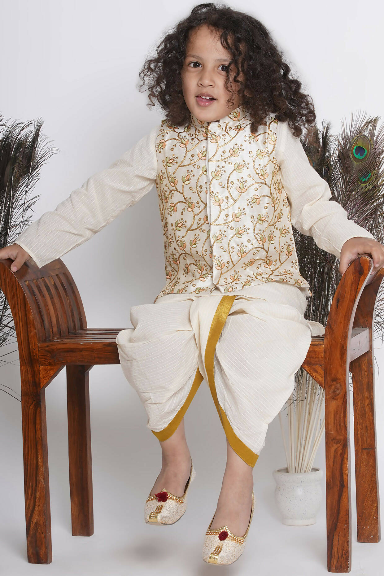 Little Bansi Banarsi Silk Floral Embroidery Jacket With Cotton Kantha kurta And Kantha Dhoti - Cream - Distacart