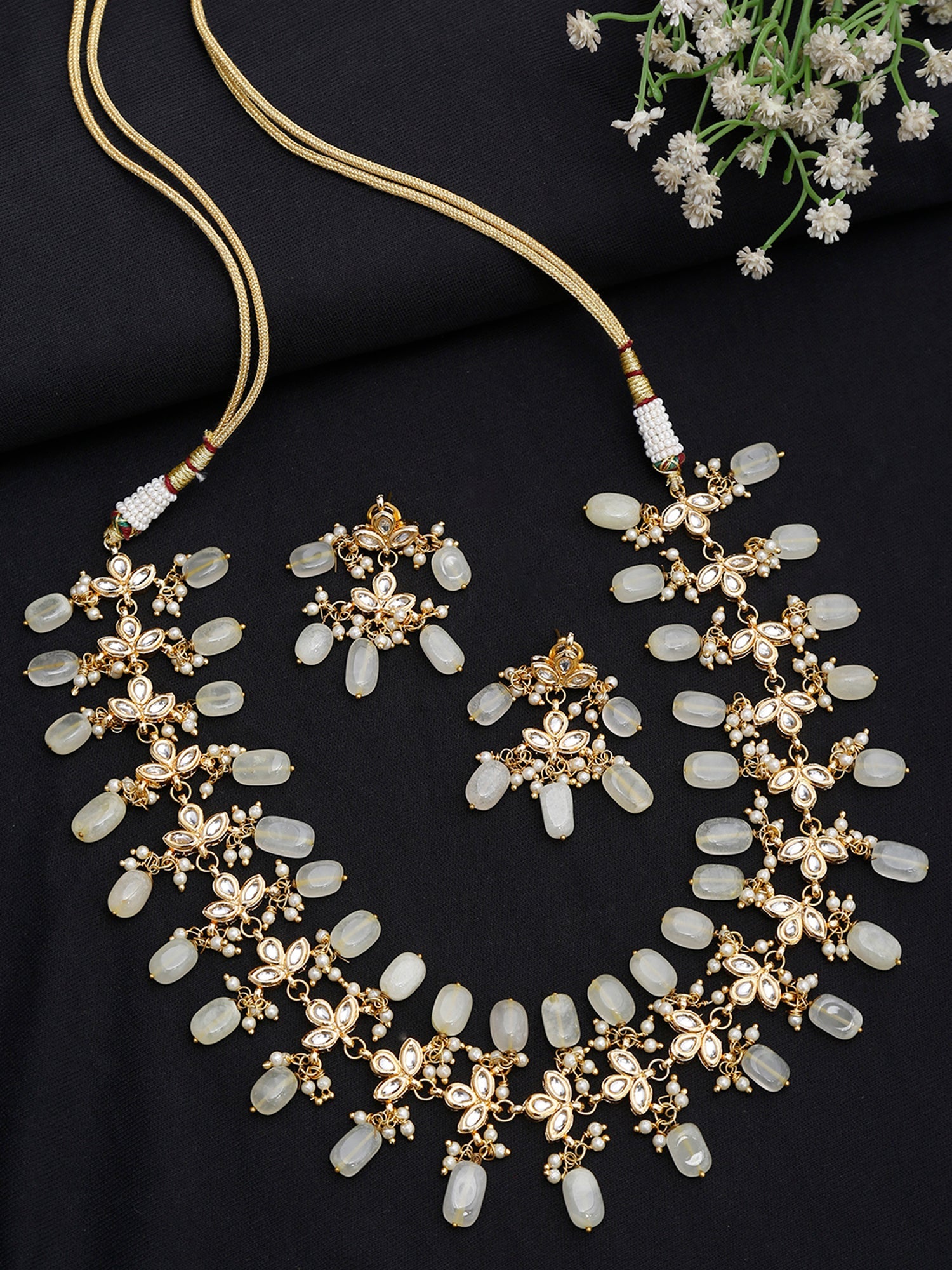 Kundan Neckpiece With Earrings - Ruby Raang - Distacart