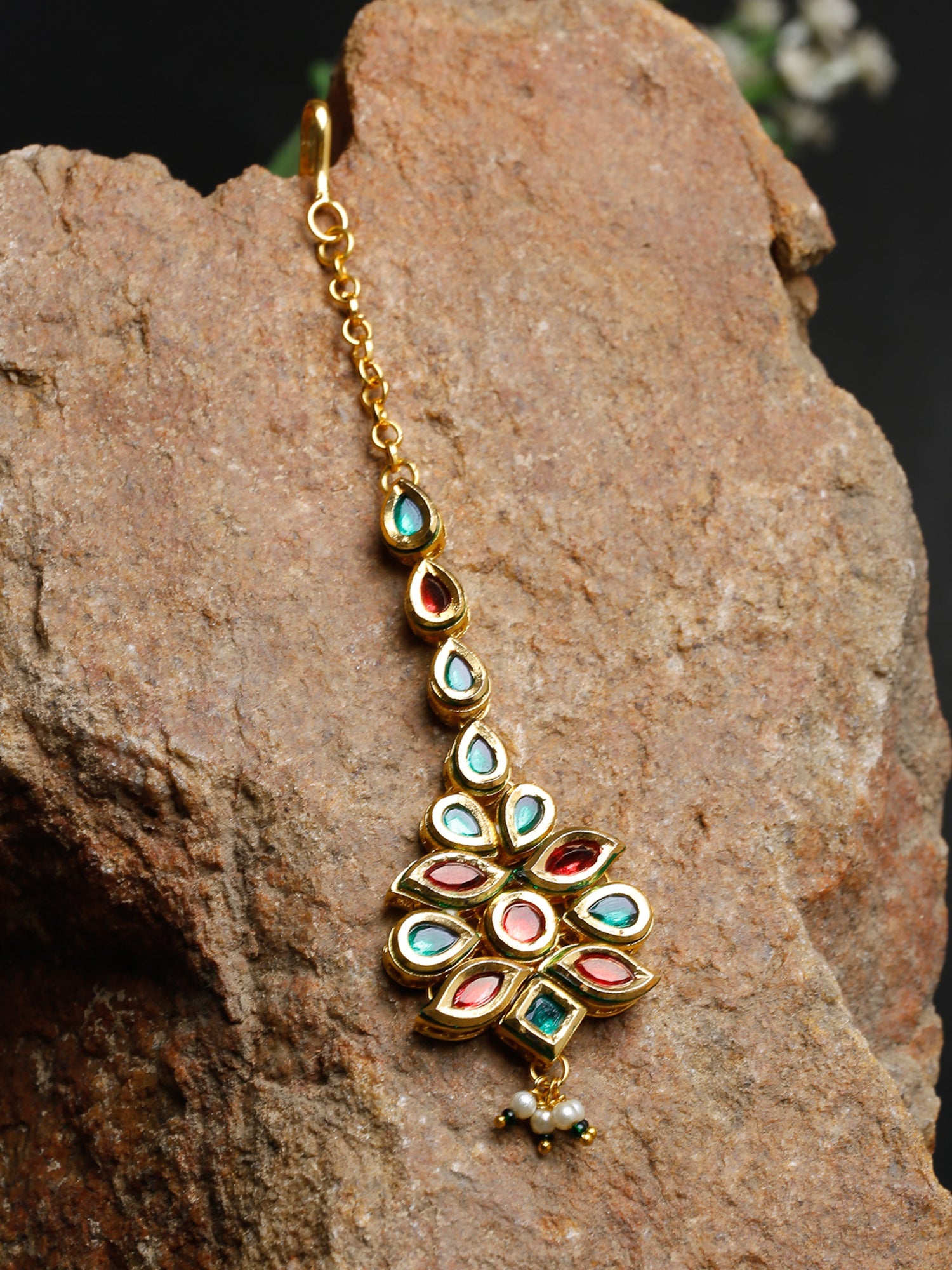 Kundan Maang Tikka - Ruby Raang - Distacart