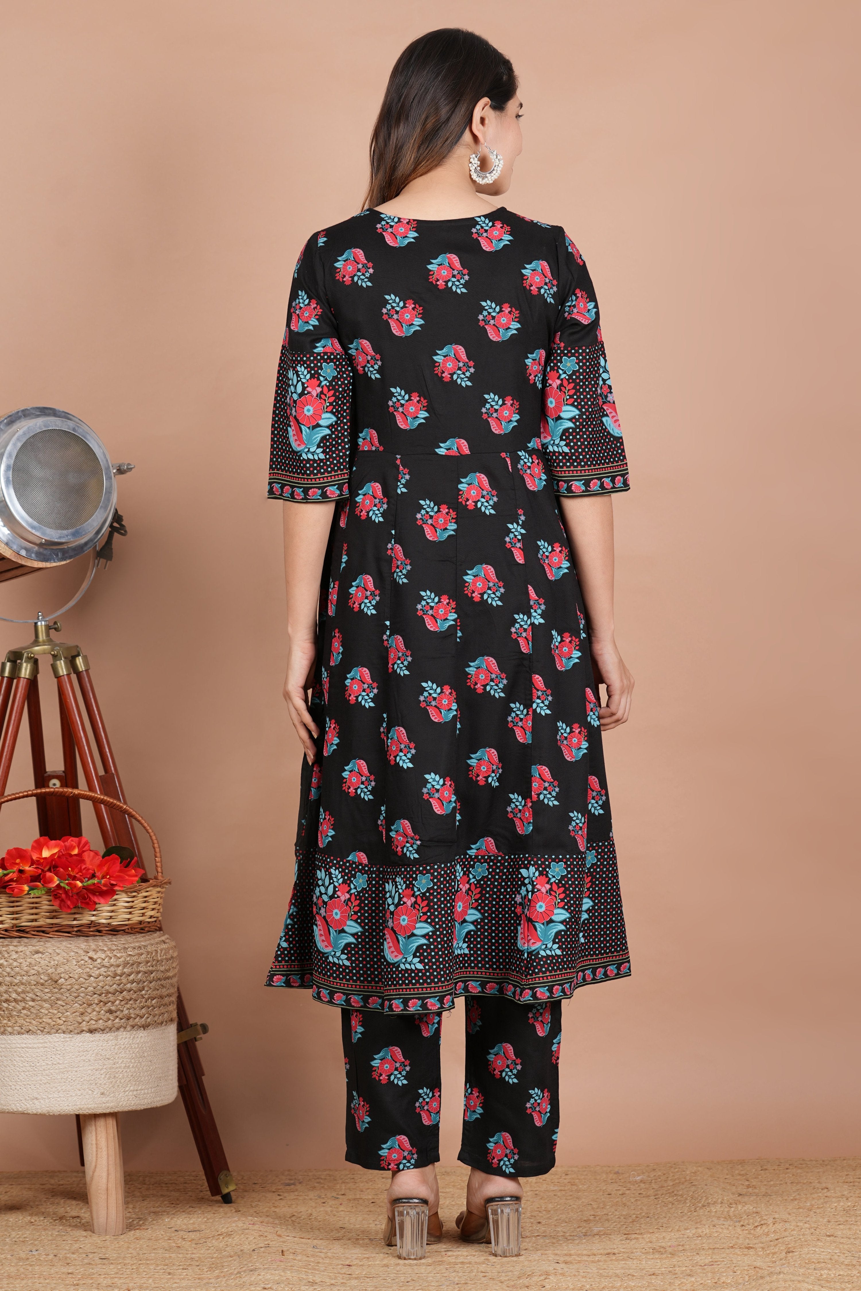 House of RP Women's Black Floral Cotton Kurta, Pant Set - Distacart