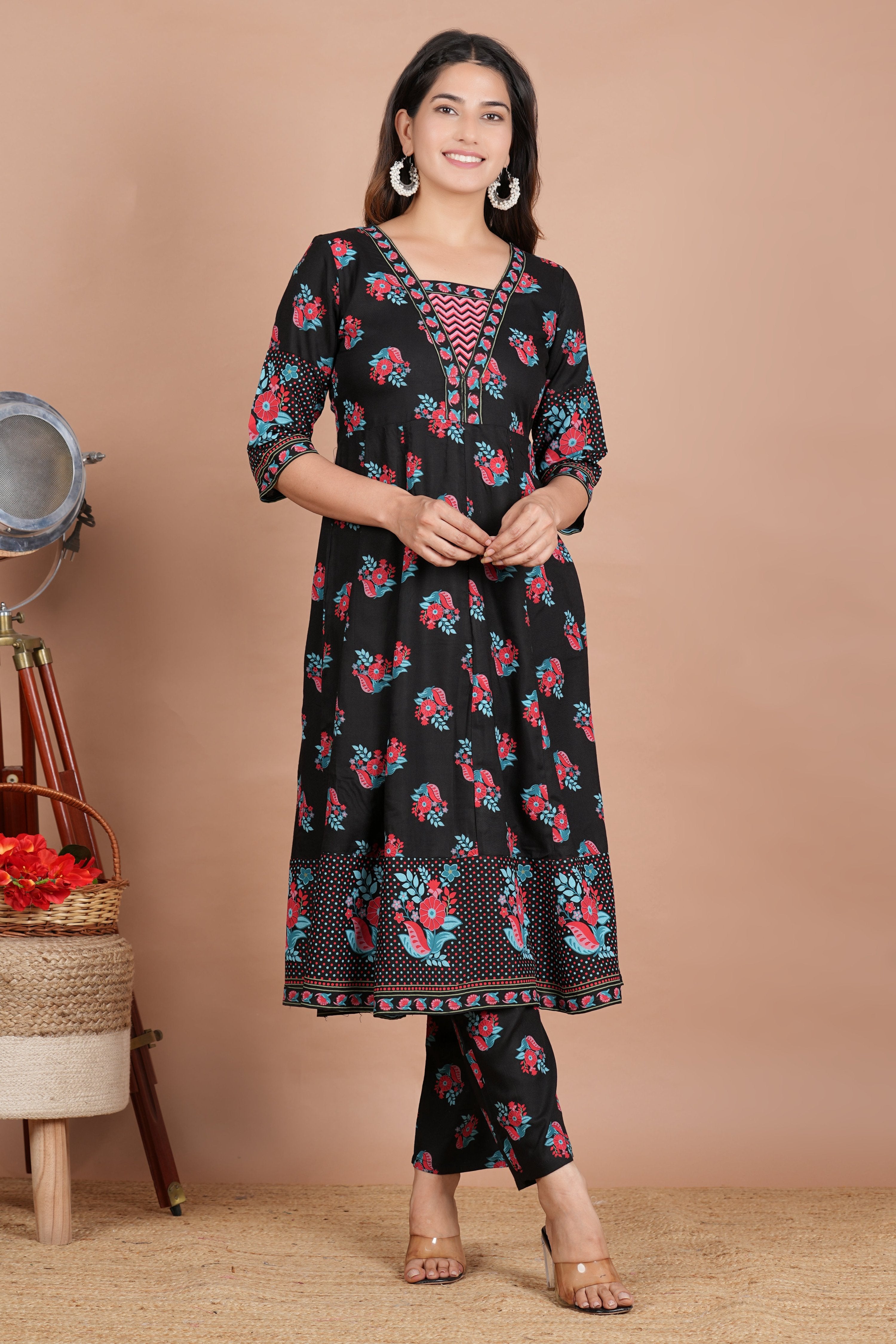 House of RP Women's Black Floral Cotton Kurta, Pant Set - Distacart