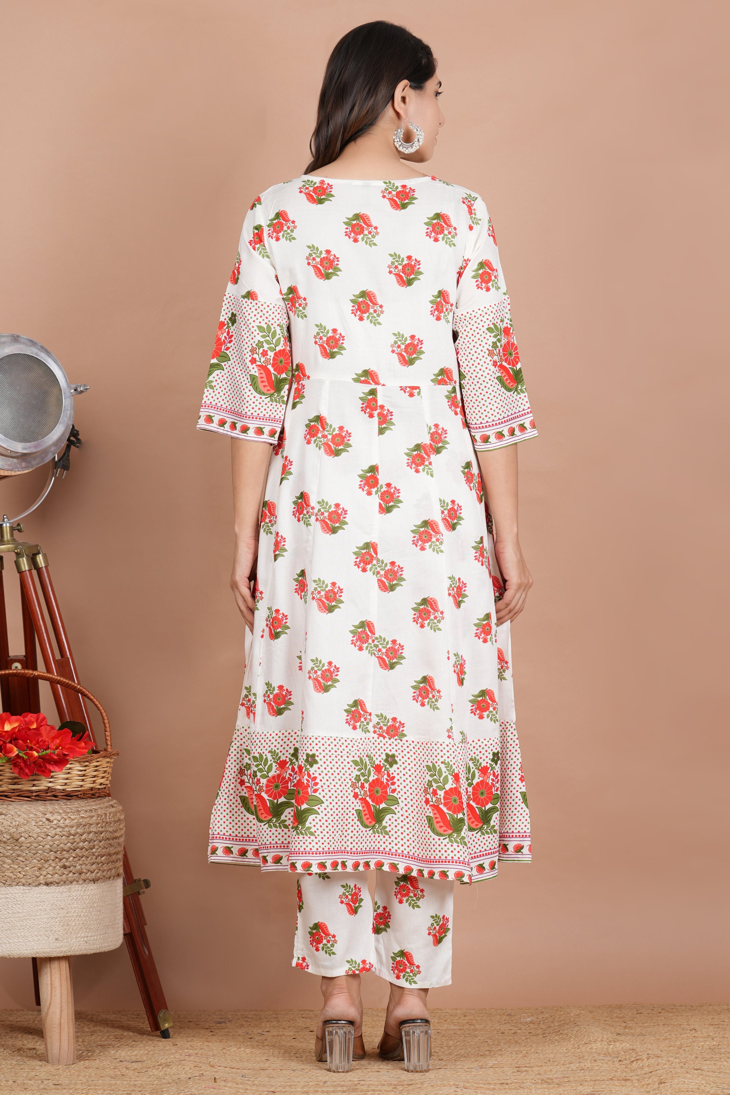 House of RP Women's Off-White Floral Cotton Kurta, Pant Set - Distacart