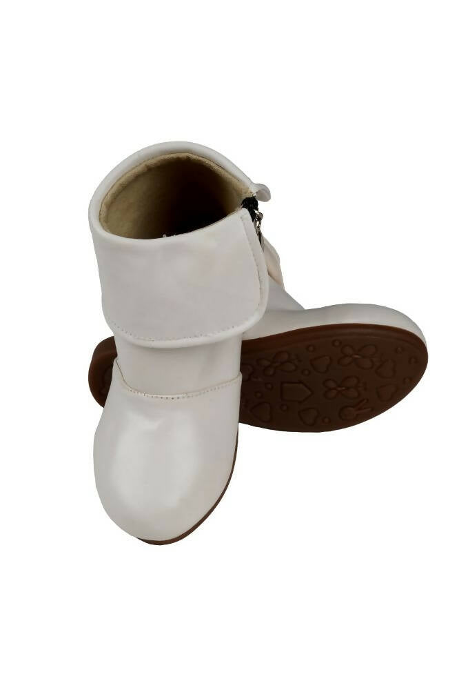 Tiny Bugs Girls Anckle Lenght Boots -White - Distacart