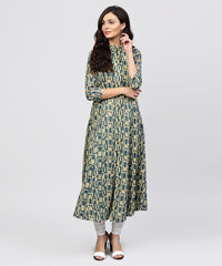Thumbnail for NOZ2TOZ Green Printed Panelled Cut A-Line Kurta With Madarin Collar And Front Placket - Distacart