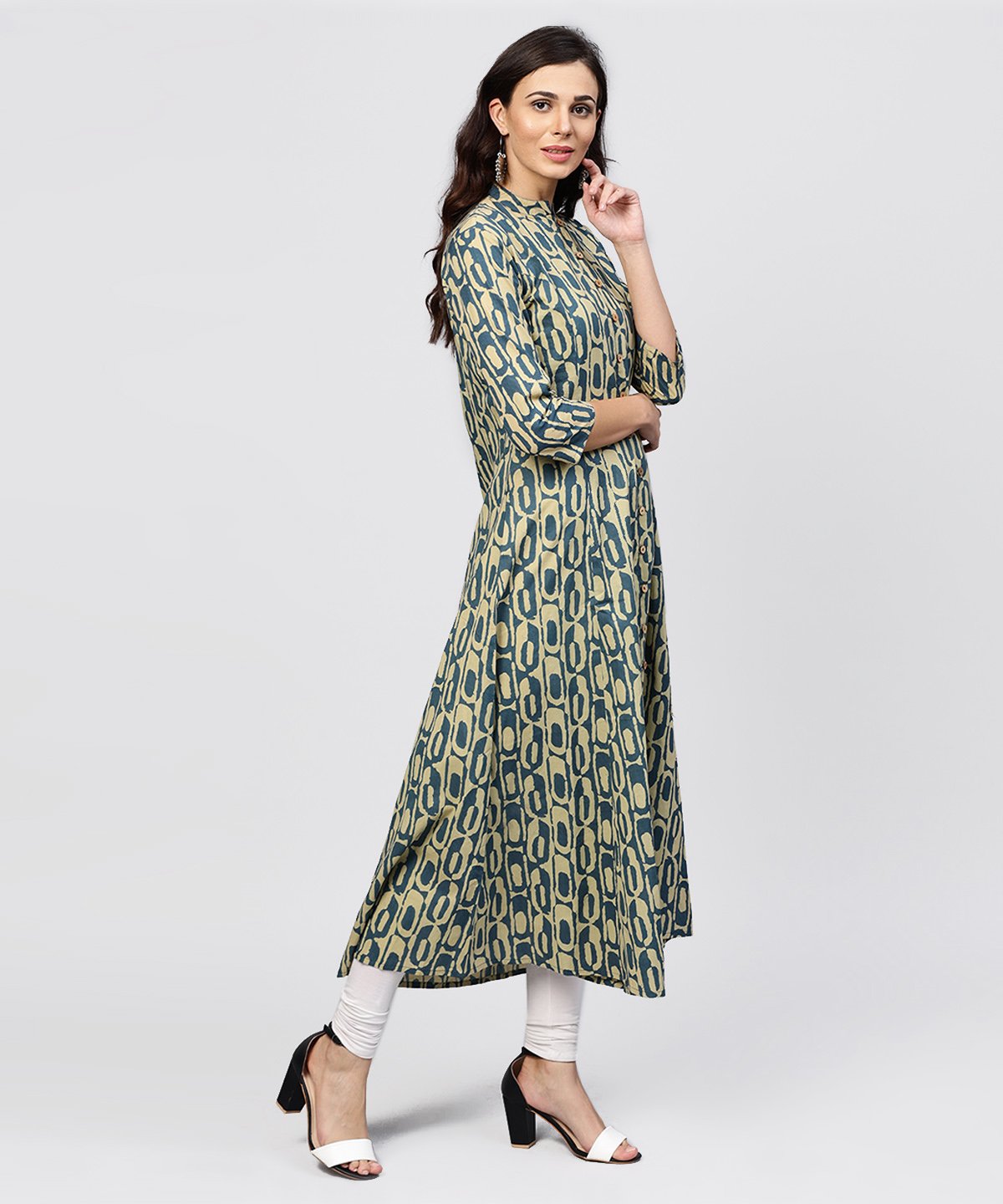 NOZ2TOZ Green Printed Panelled Cut A-Line Kurta With Madarin Collar And Front Placket - Distacart