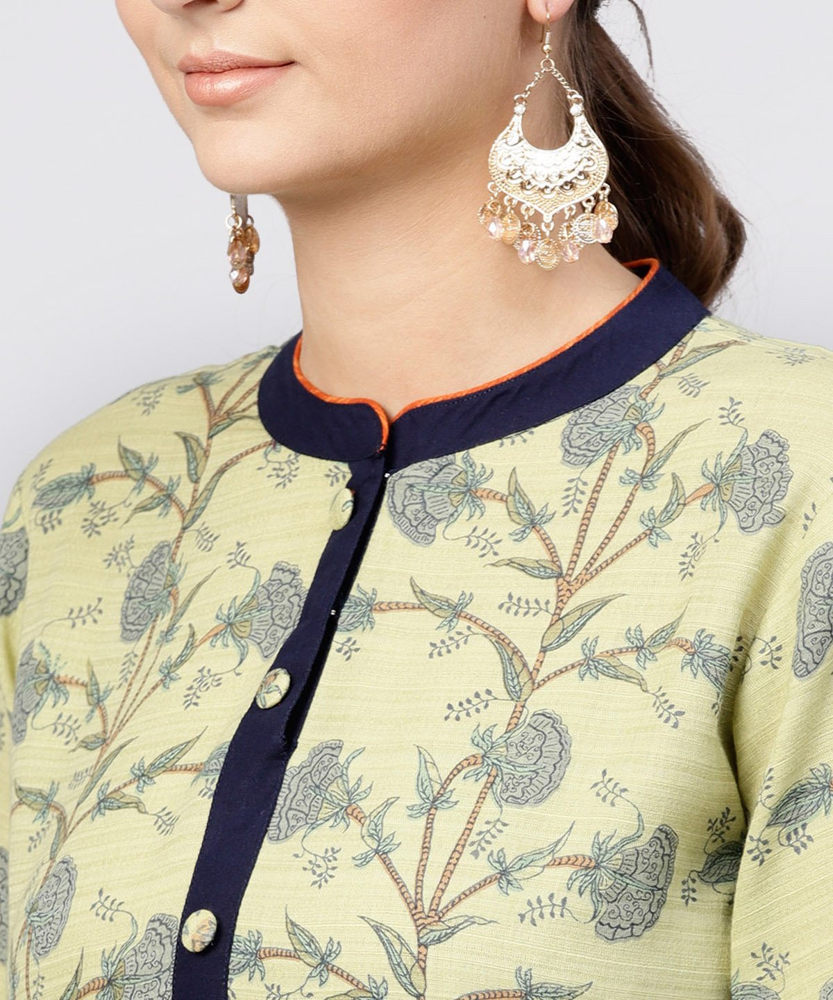 NOZ2TOZ Pastel Green Printed Panelled Khadi Kurta With Madarin Collar And Front Placket - Distacart