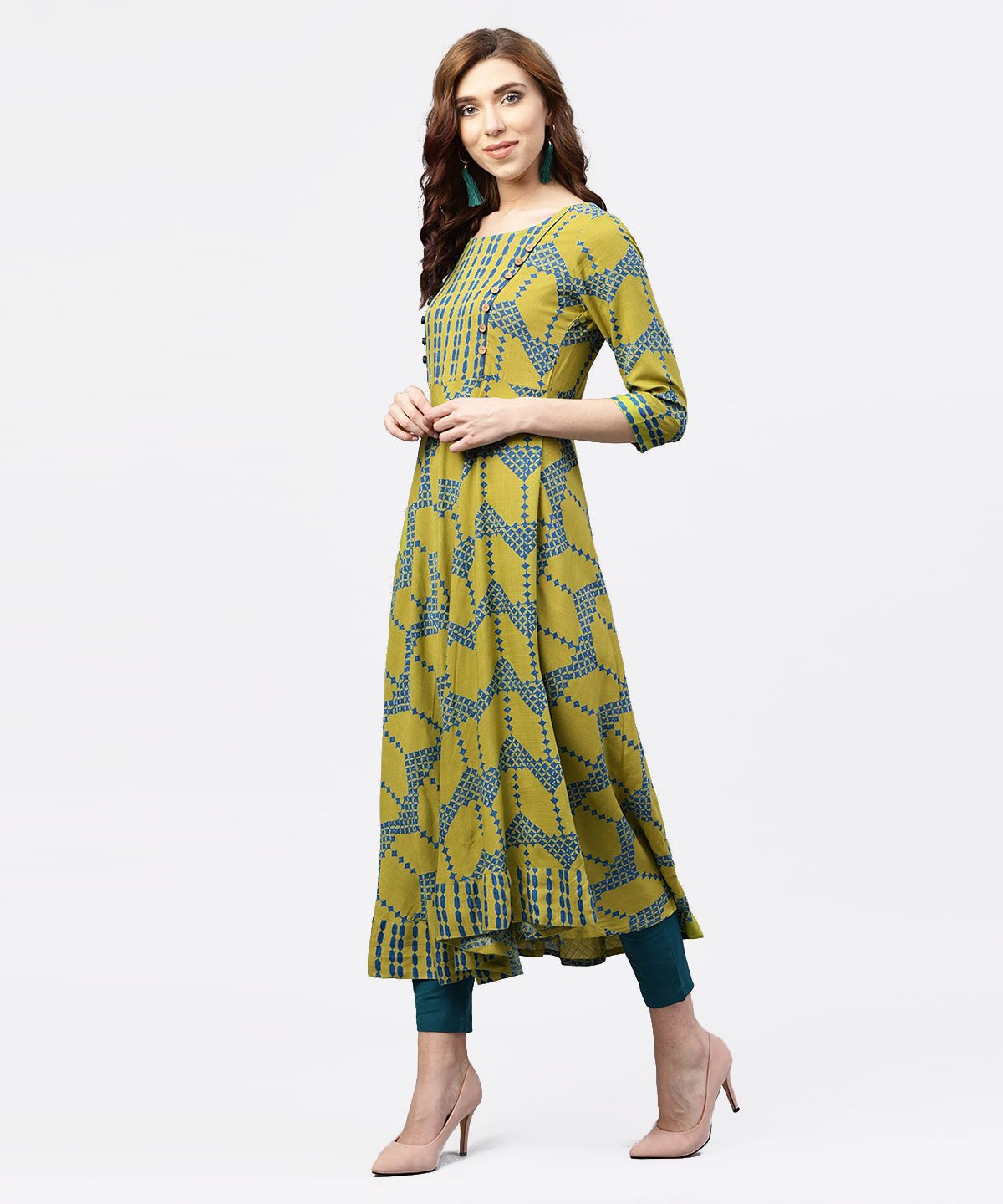 NOZ2TOZ Green Printed 3/4 Sleeves Kurta With Front Yoke And Round Neck - Distacart