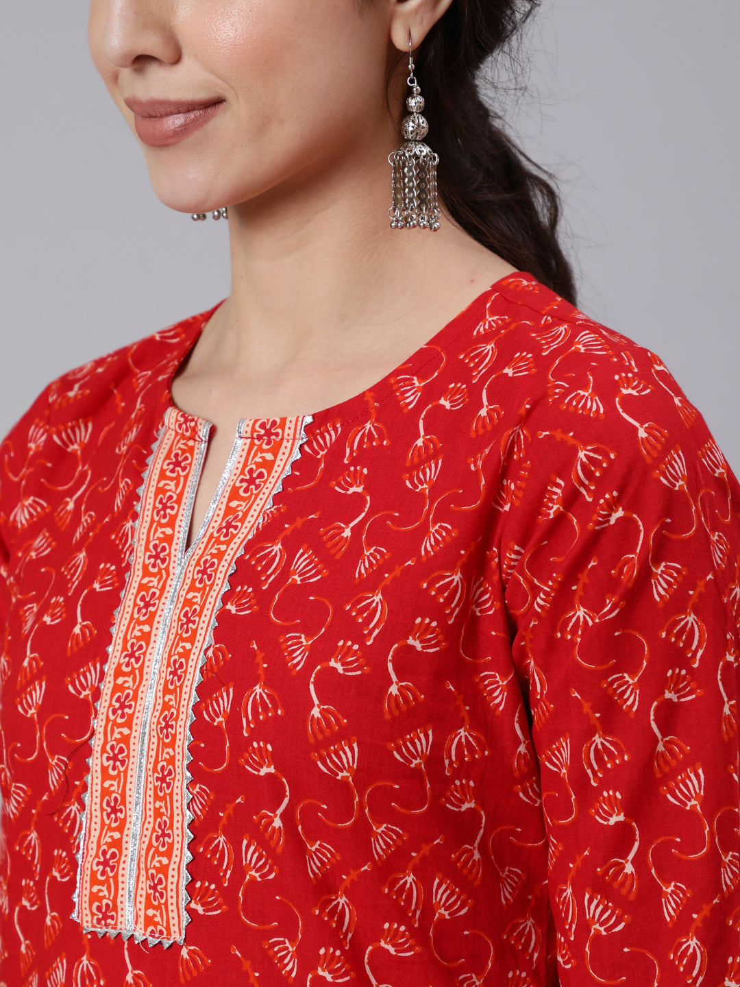 Wahe-NOOR Women Red Printed Straight kurta With Three Quarter Sleeves - Distacart
