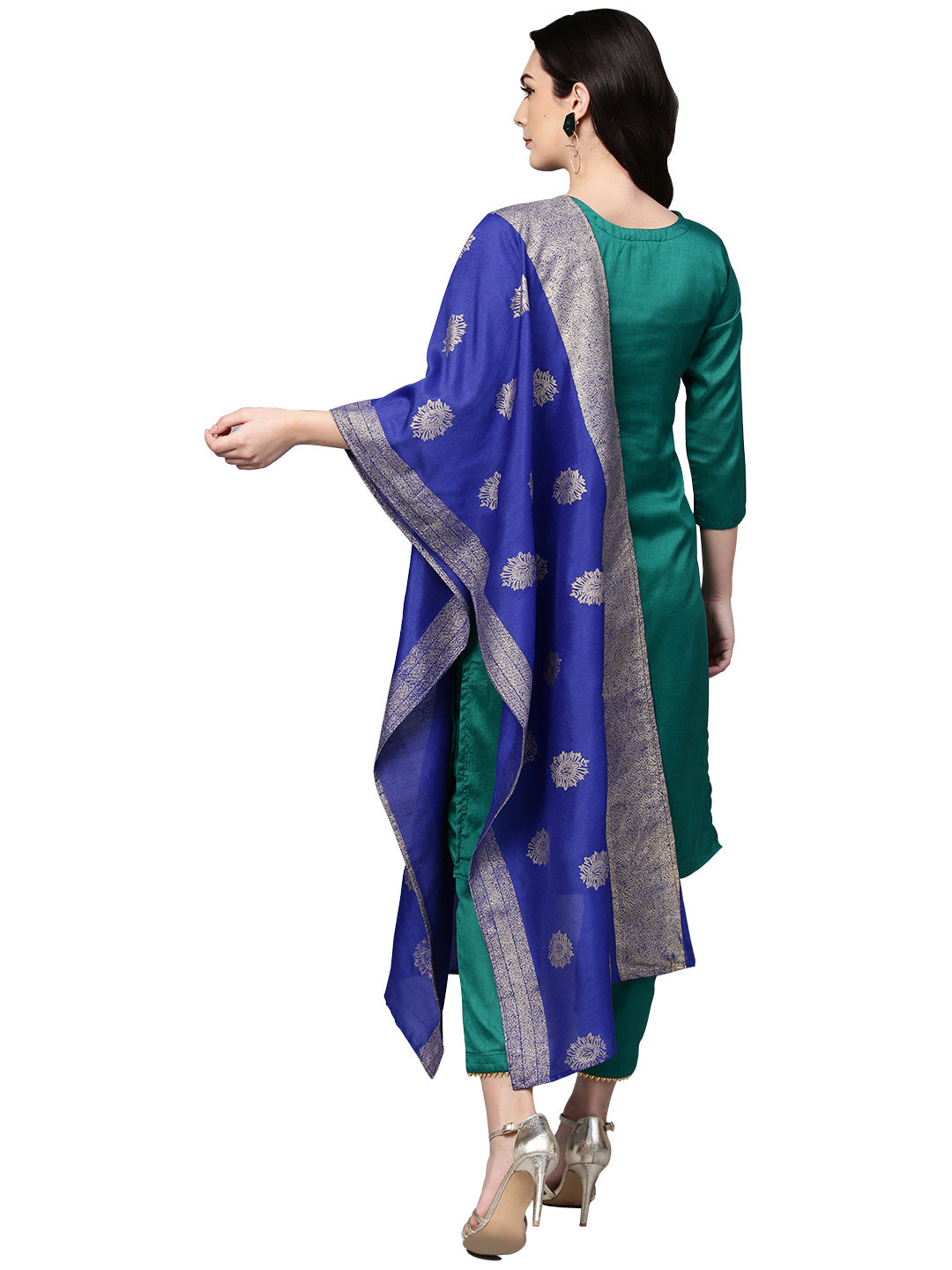 Ahalyaa Green Solid Kurta with Trousers & Dupatta