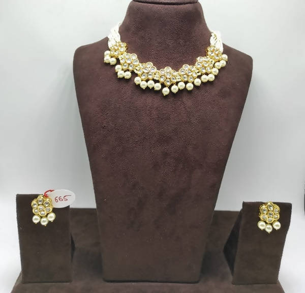 Khavi Arts Enamel Studded Pearl Choker-White - Distacart