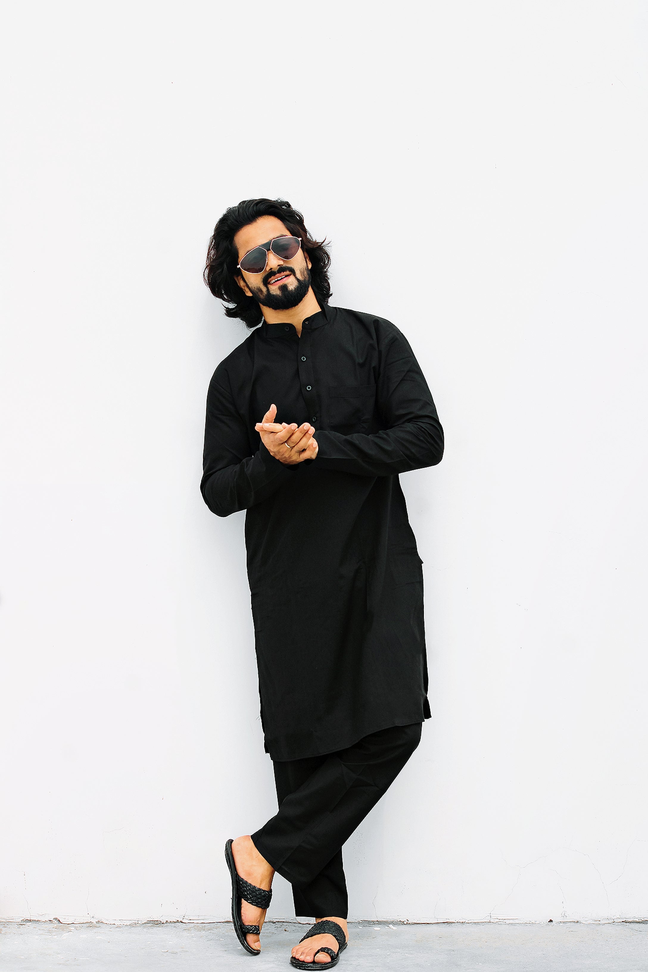 Jompers Men's Black Solid Cotton Kurta Payjama Set