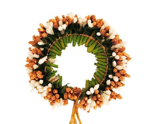 White & Gold Hair Accessories